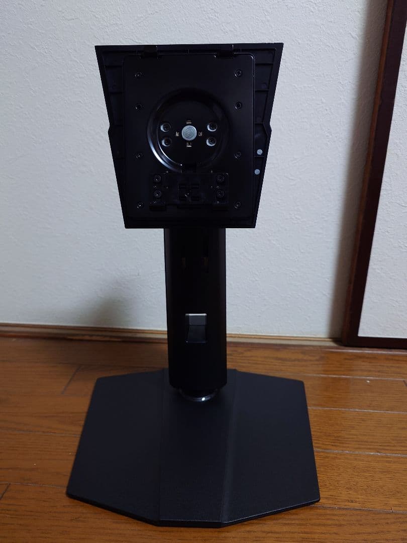 Y*）様 MSI MPG 321URX QD-OLED 32インチ