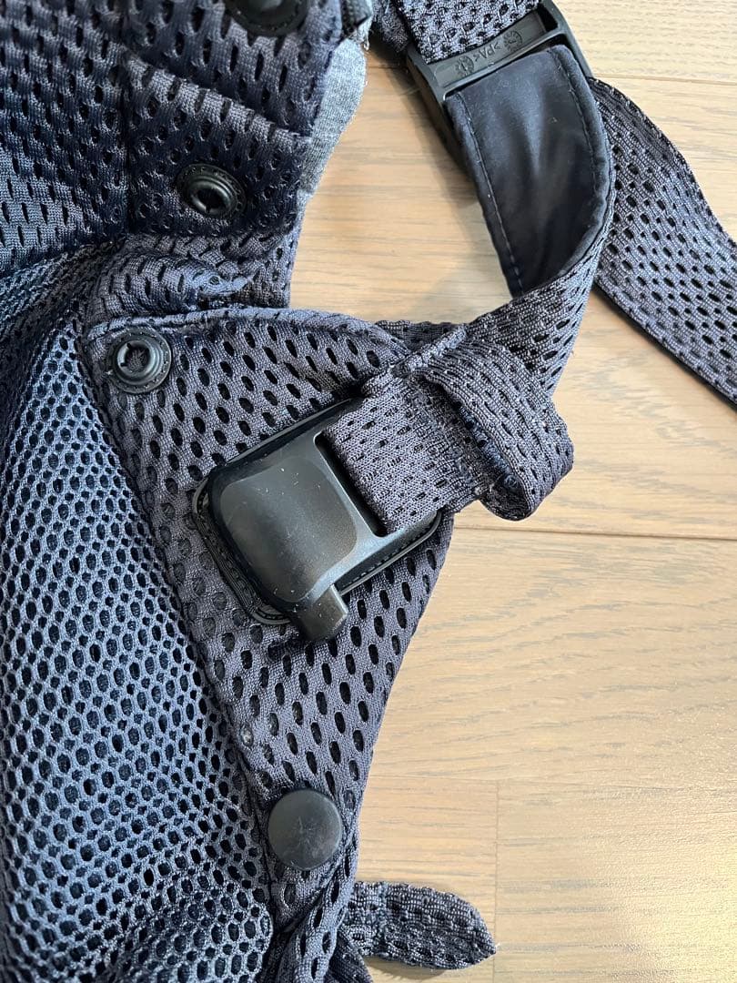 BabyBjorn ハーモニー　メッシュ抱っこ紐 ネイビー