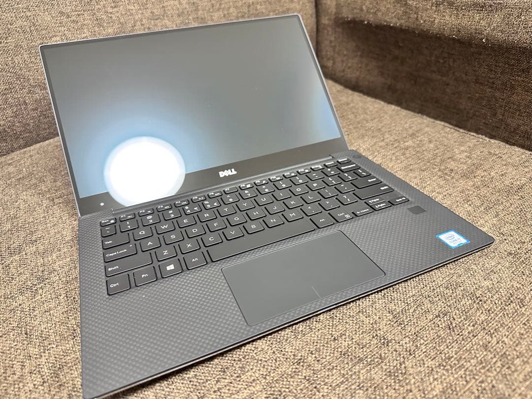 美品DELL XPS 13 US 4K i7-16GB-512 バッテリー　96