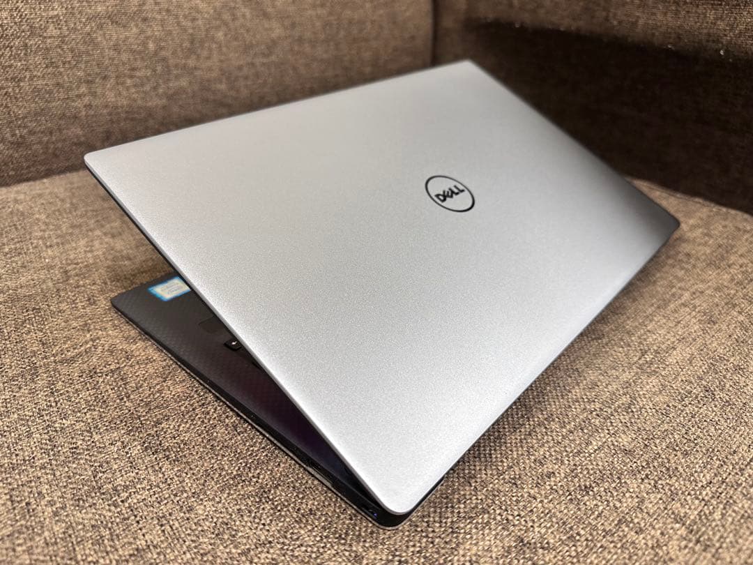 美品DELL XPS 13 US 4K i7-16GB-512 バッテリー　96