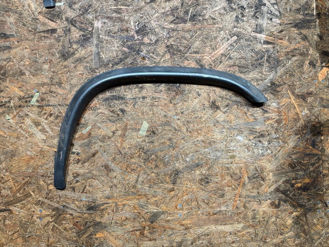 ハイラックス　ホットカンパニー　オーバーフェンダー