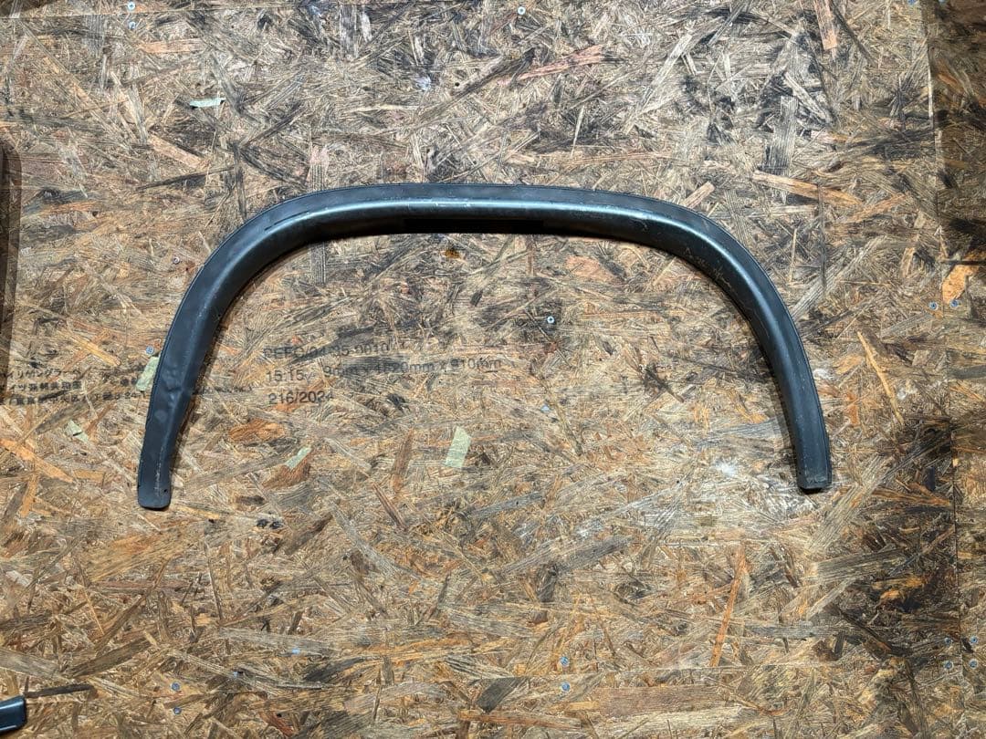 ハイラックス　ホットカンパニー　オーバーフェンダー