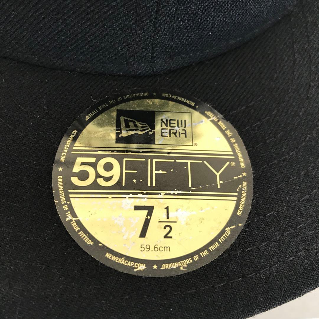 ボックスロゴ シュプリーム（Supreme）ニューエラ キャップ 黒色