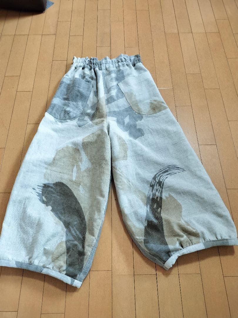 奉納旗のリメイクパンツ