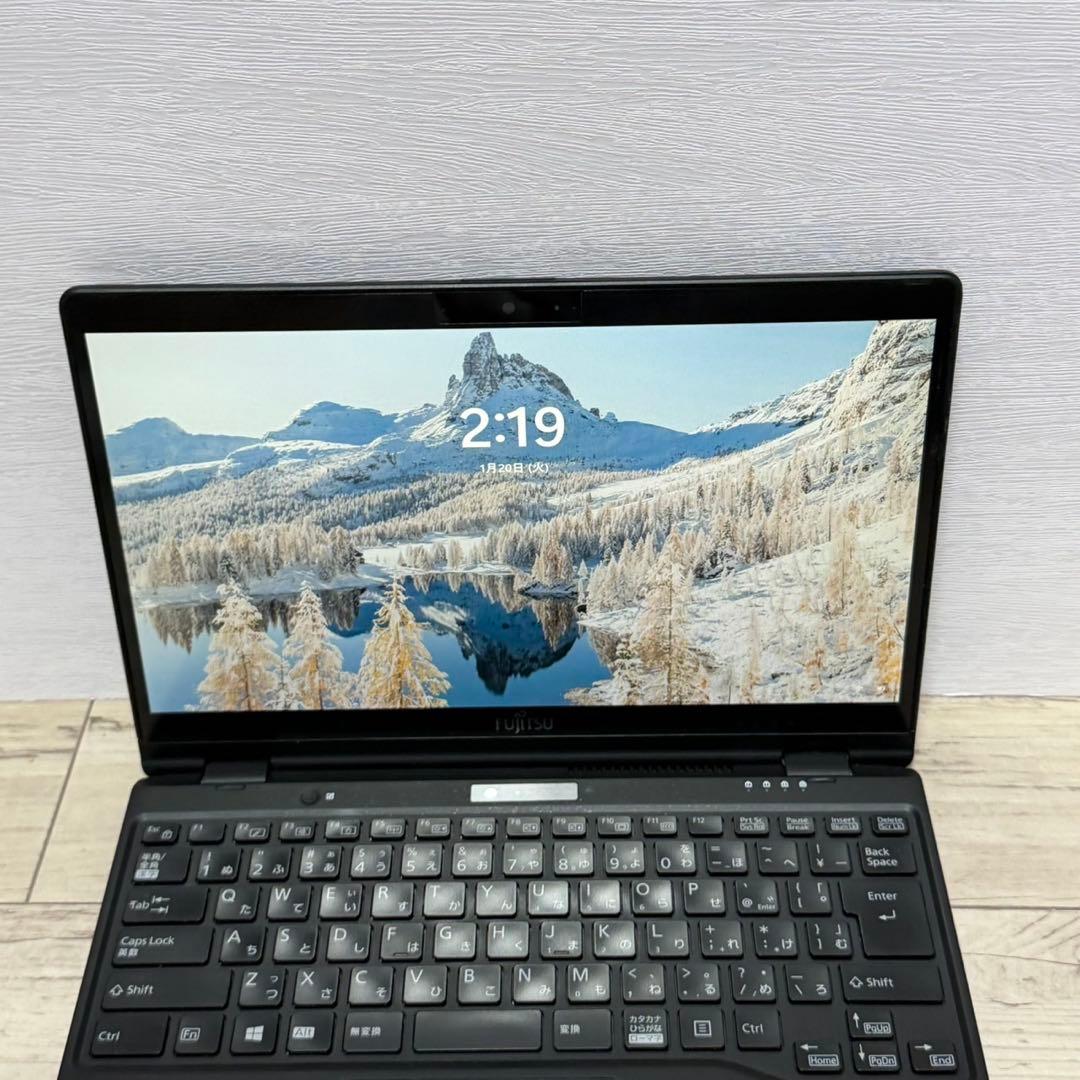 富士通 第10世代 i5 8GB 256GB オフィス Win11 タッチパネル