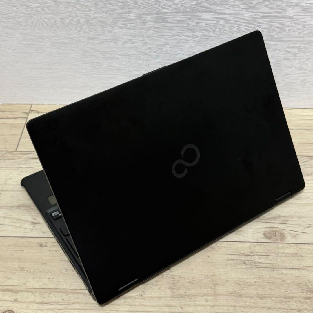 富士通 第10世代 i5 8GB 256GB オフィス Win11 タッチパネル