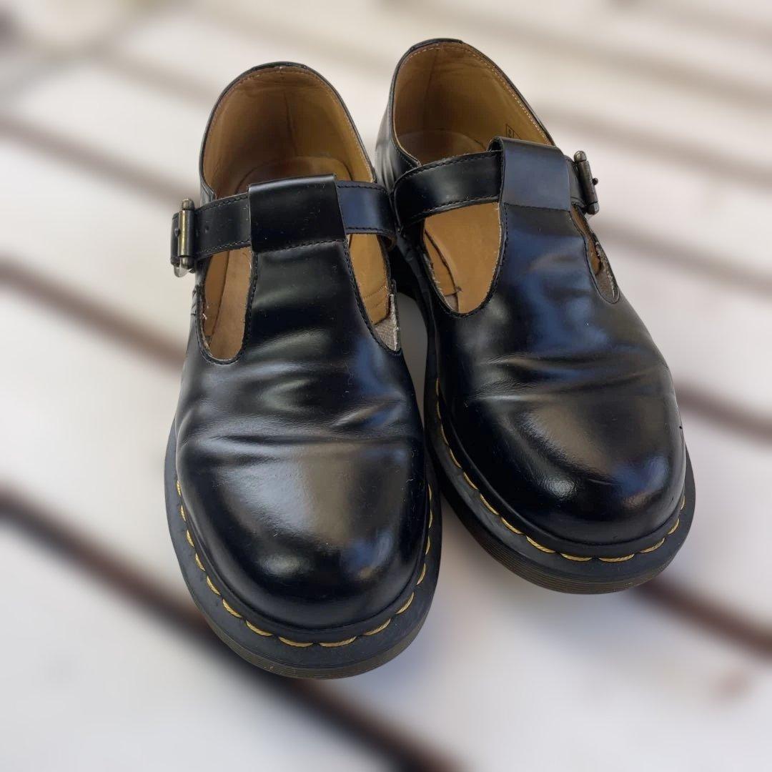 最大サイズUK6！美品！ドクターマーチンPOLLEYTバーストラップパンプス