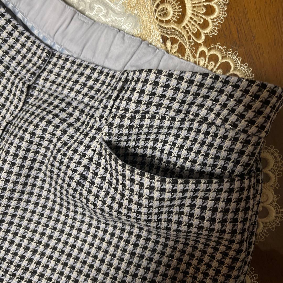 美品　大きいサイズ50 トゥービーシックウエストゴムパンツ