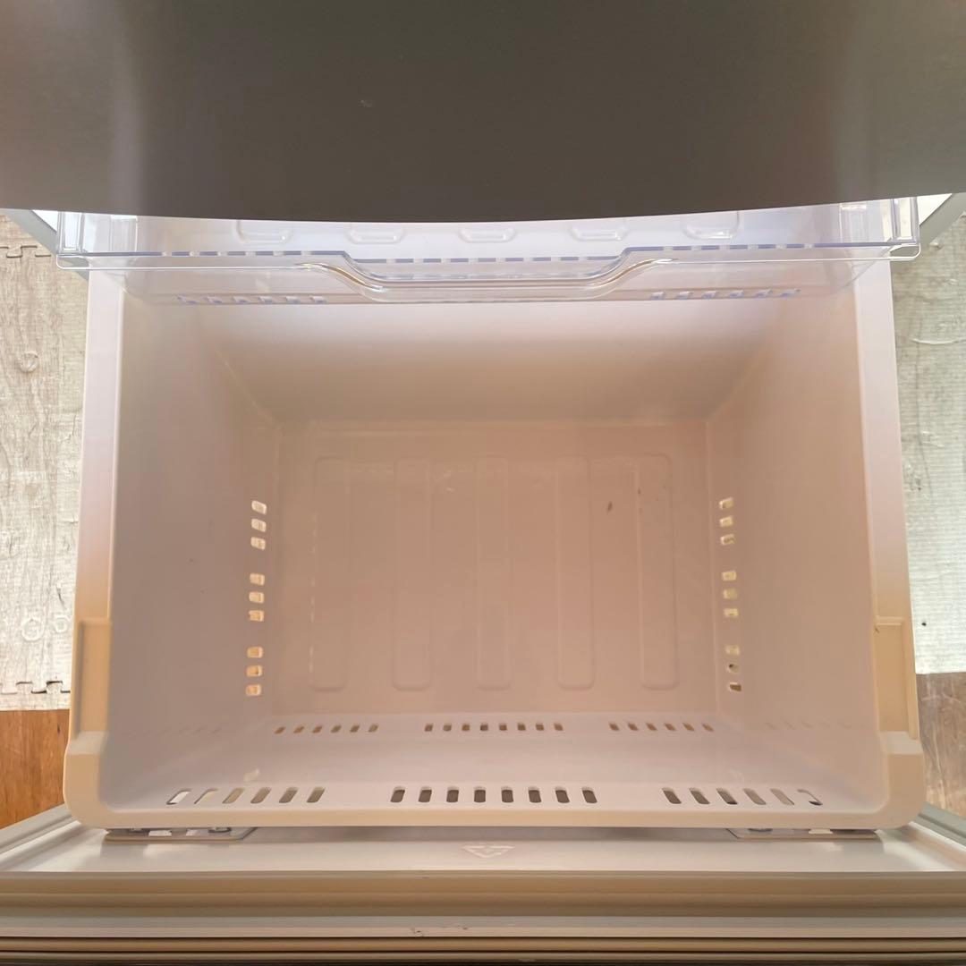 配送設置無料　アイリスオーヤマ　4ドア冷蔵庫　320L 24年製　大容量　最新