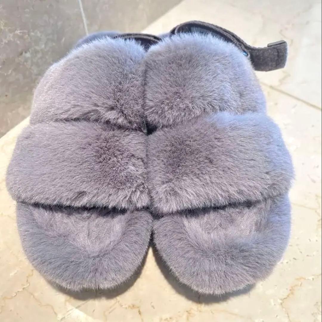 【新品同様】Shaka 厚底プラットフォーム　ファーサンダル　グレー25cm