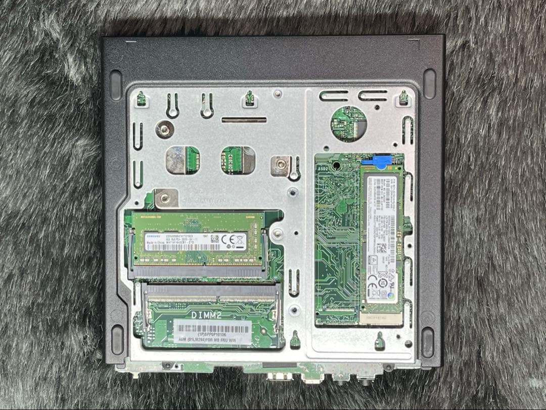 Lenovo ThinkCentre M720q Tiny クラボ増設済み