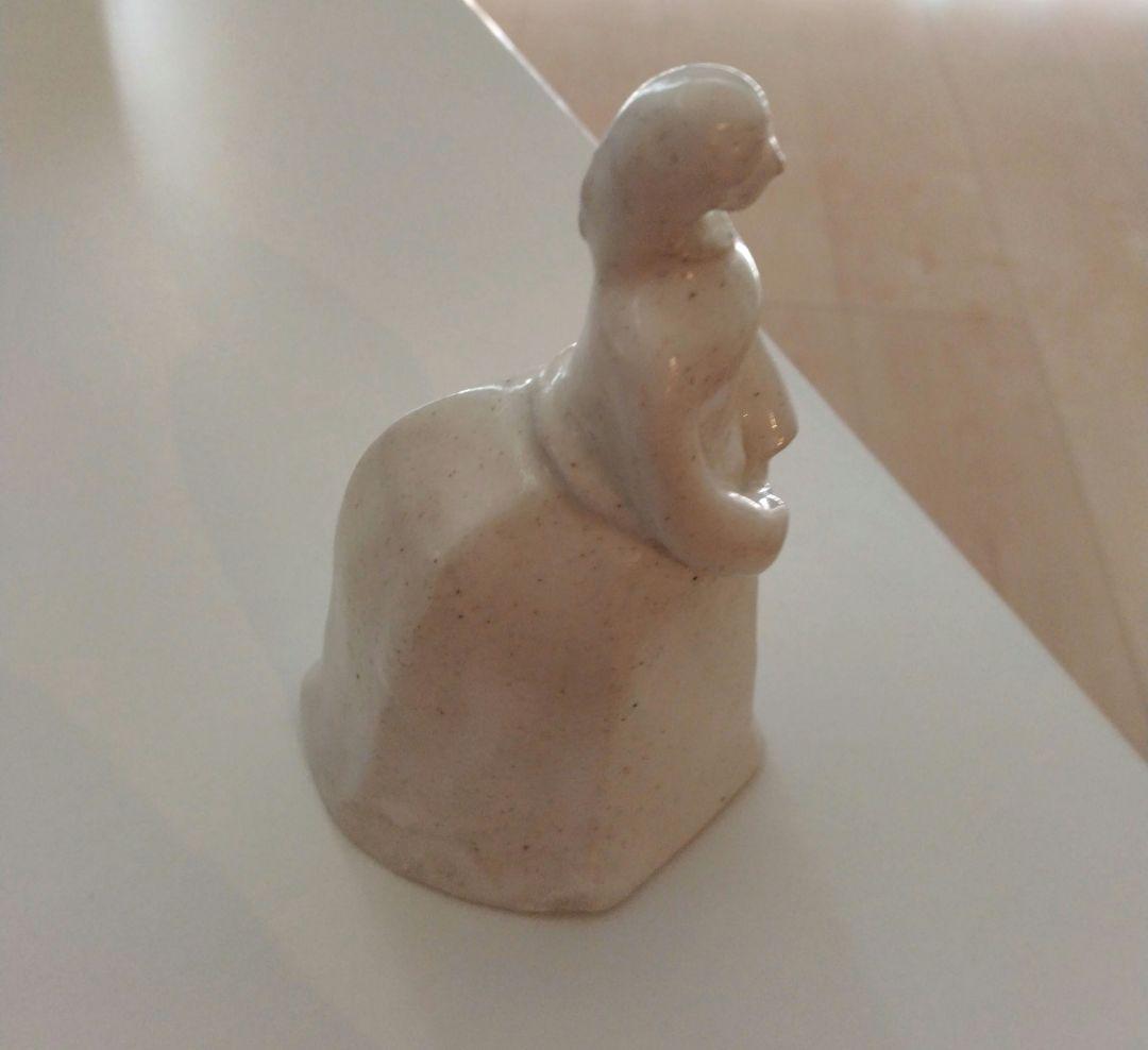 安部太一　陶器　人形　白釉人形