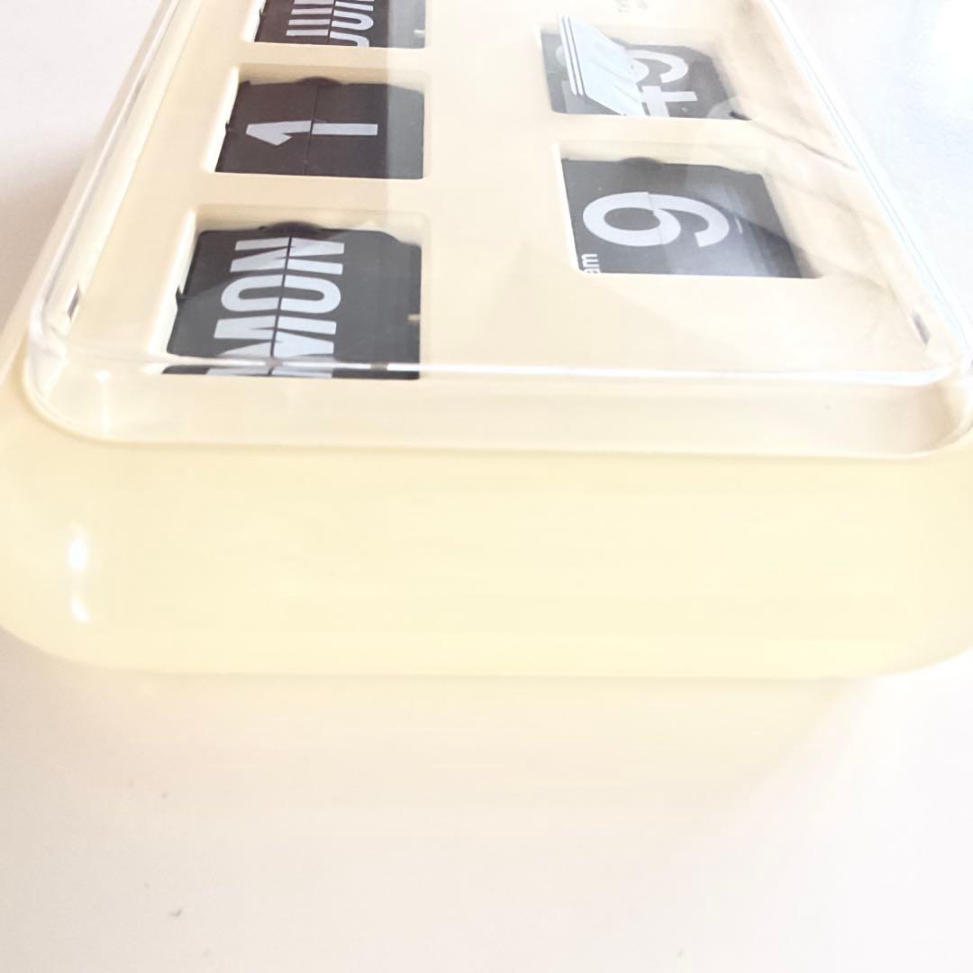 TWEMCO QUARTZ　クロック　クリーム色　パタパタ時計