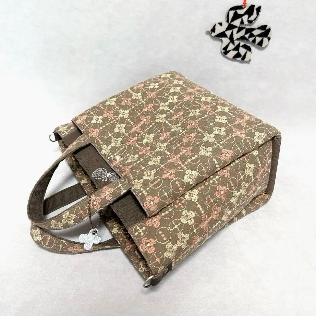 ハンドメイド　音の絵　ミナペルホネン　大きなポケットのスクエアトート⑅︎◡̈︎*