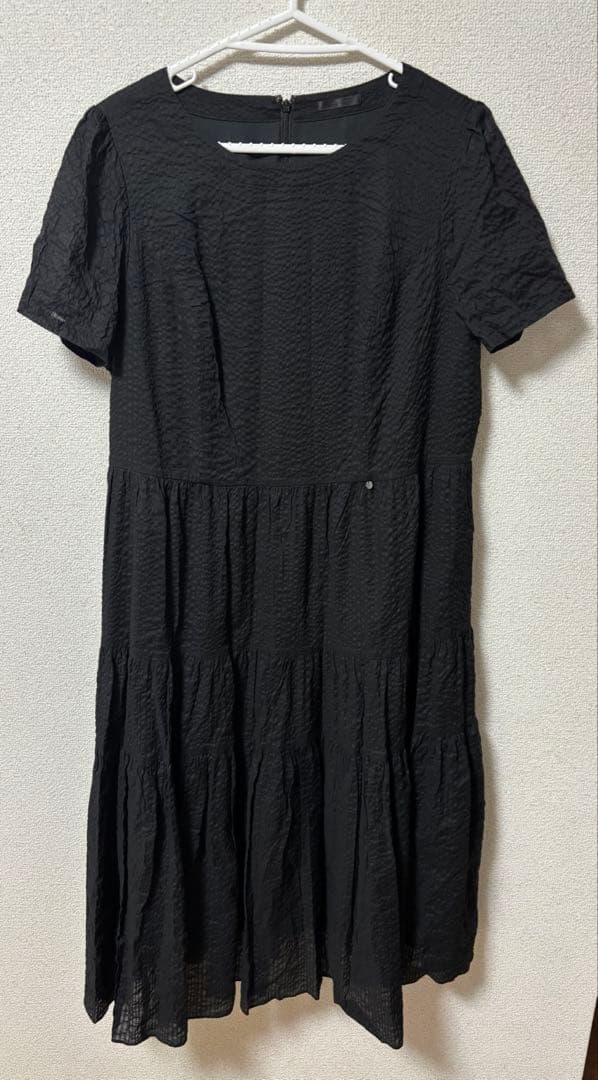 TO BE CHIC ウェーブローン ランダムティアードワンピース