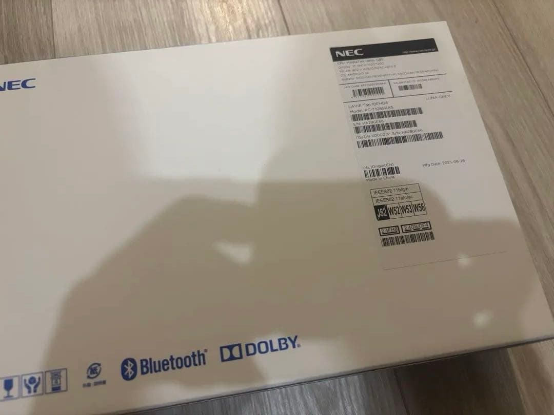 LAVIE Tab T10 PC-T1055KAS カーバー付き128gb