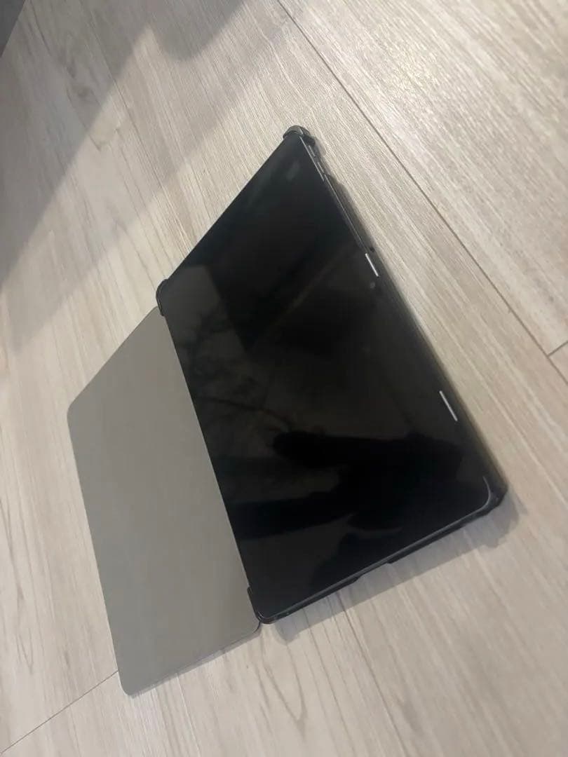 LAVIE Tab T10 PC-T1055KAS カーバー付き128gb