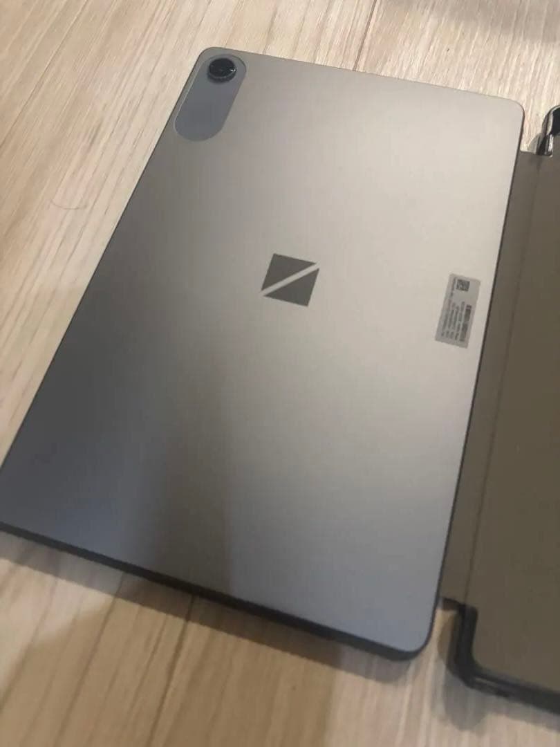 LAVIE Tab T10 PC-T1055KAS カーバー付き128gb