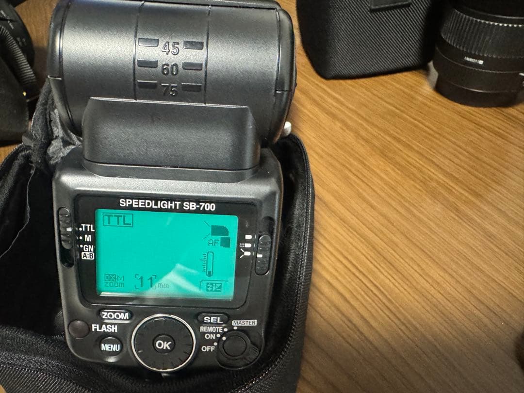 Nikon D7200 一眼レフカメラ 18-140mmレンズ付き