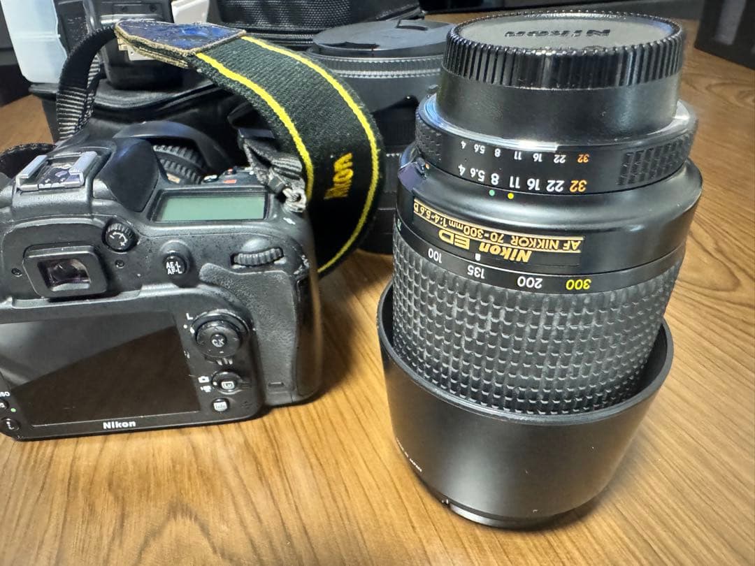 Nikon D7200 一眼レフカメラ 18-140mmレンズ付き