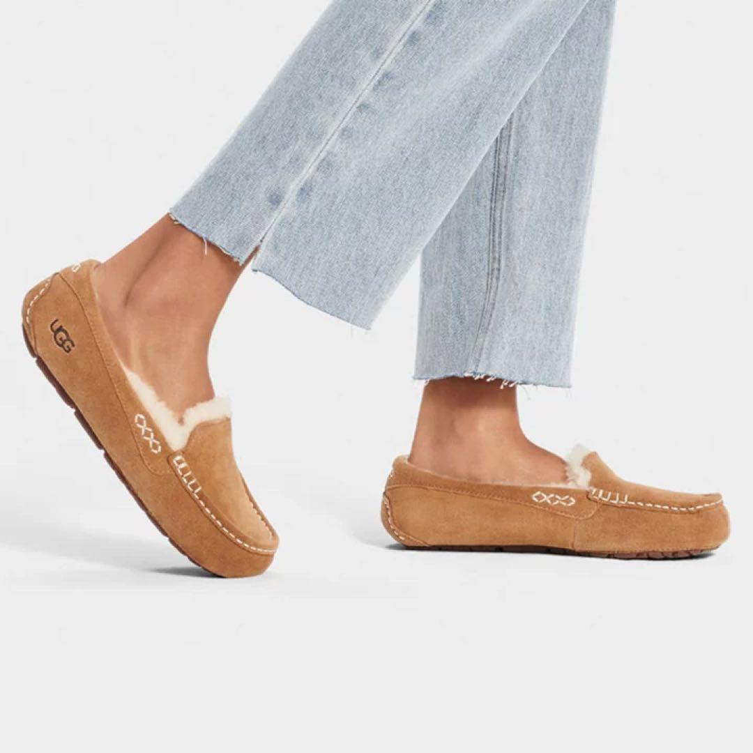 【新品未使用】 UGG アグ モカシン アンスレー スリッポンムートンシューズ