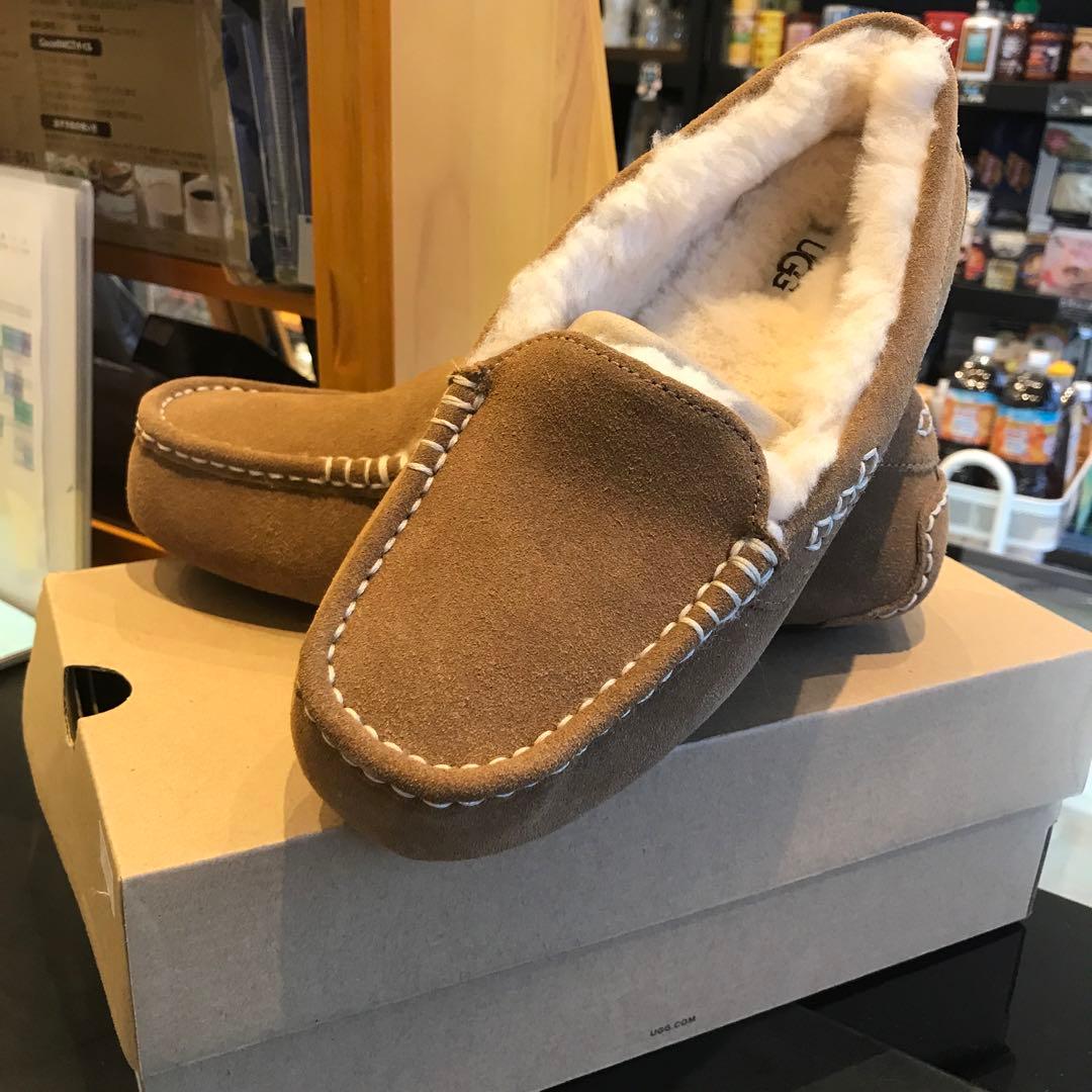 【新品未使用】 UGG アグ モカシン アンスレー スリッポンムートンシューズ