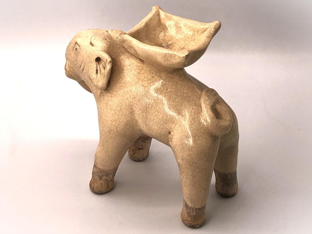 【 南洋陶磁 】　白釉象　宋胡禄/サンカローク　渡来品骨董　　L0317F