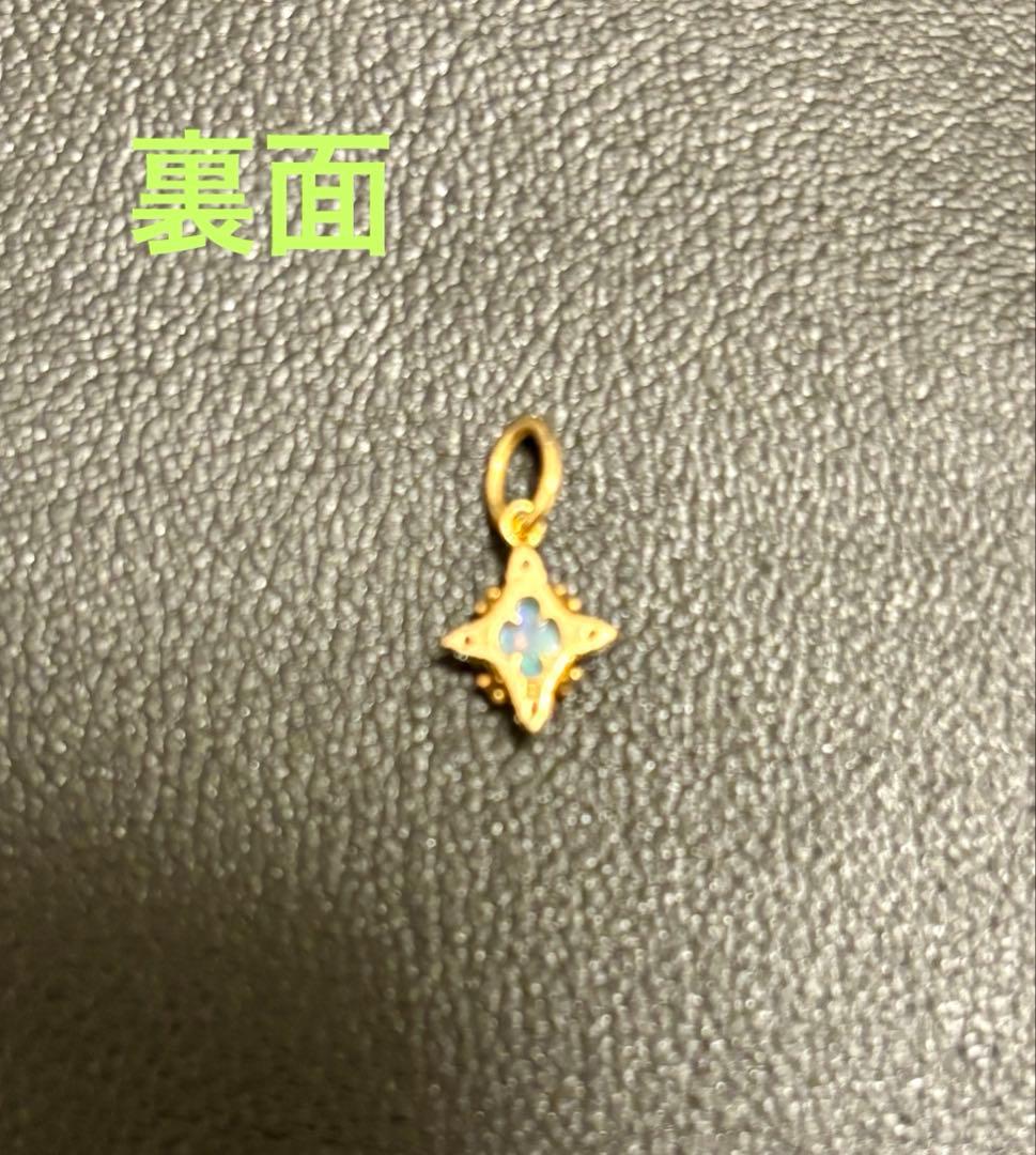 アガット　オパール ゴールドチャーム
