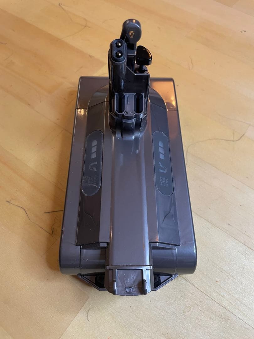 ダイソン Dyson V10 SV12 バッテリー純正品　正規品 未使用