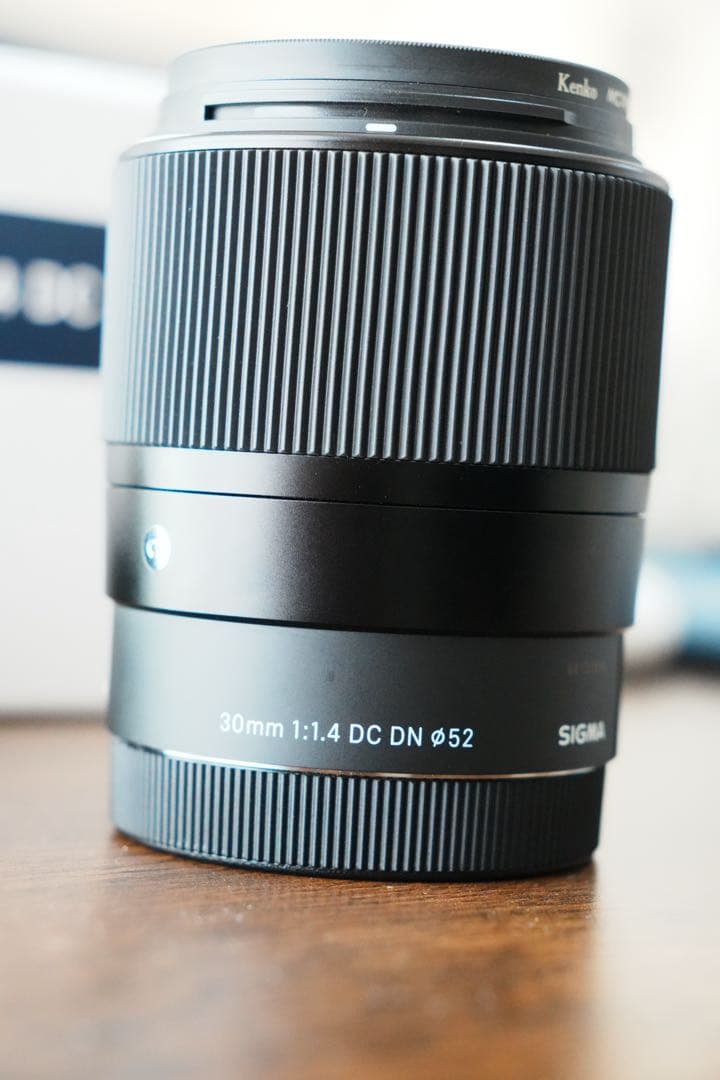 超美品 sigma 30mm f1.4 dc dn Sony Eマウント