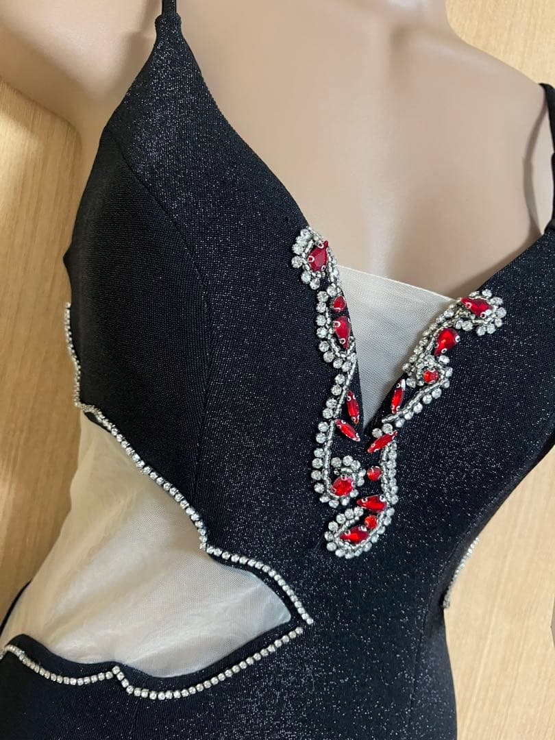 7828＊Kylie＊レッドビジュー✖️ラメ生地ストレッチドレスbkM