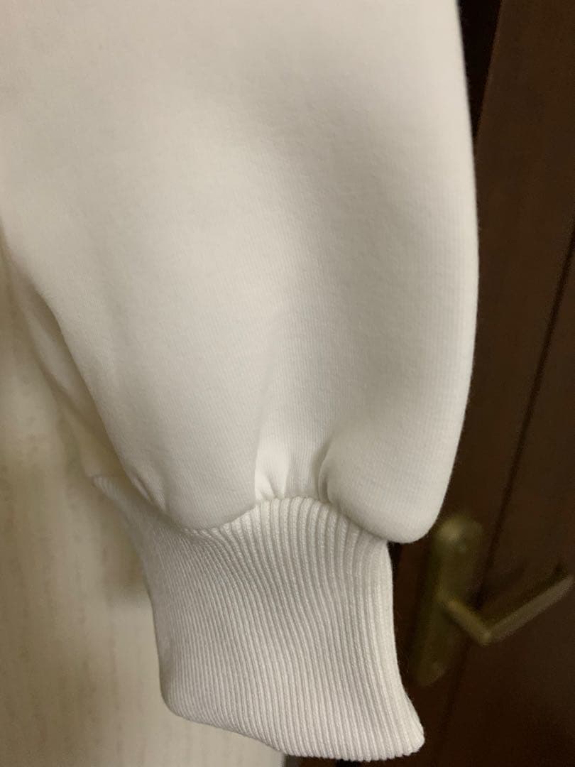 【新品未使用】ビアズリーダンボールサークルプルオーバー