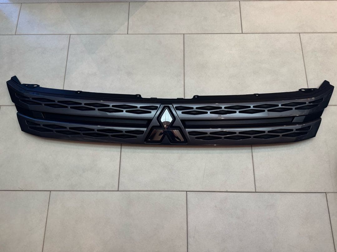 デリカd5 ジャスパー JASPER フロントグリル 美品