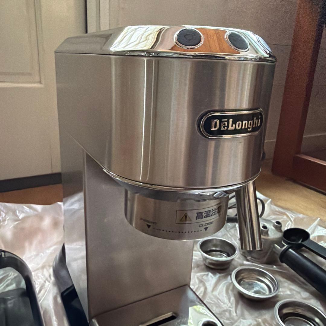 デロンギ EC680M デディカ エスプレッソ・カプチーノメーカー