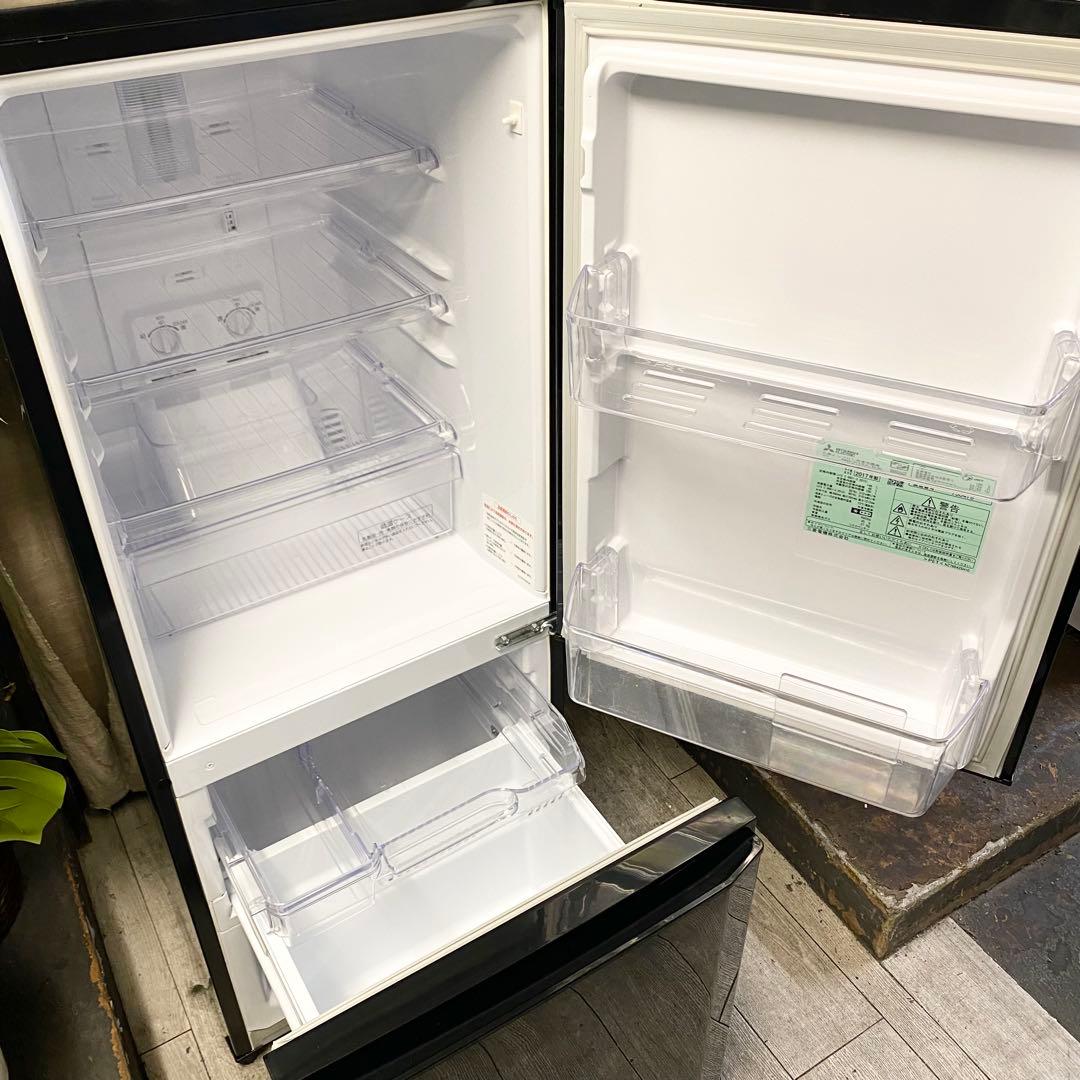 ちょっとだけ大きい146L！一人暮らしに！ 2ドア冷凍冷蔵庫