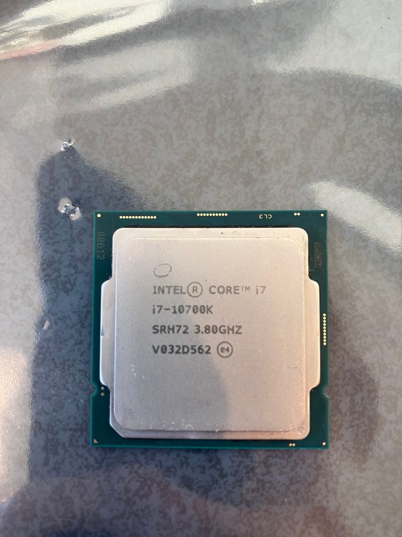 Intel i7-10700K CPU 3.80GHz サーマルペースト付き