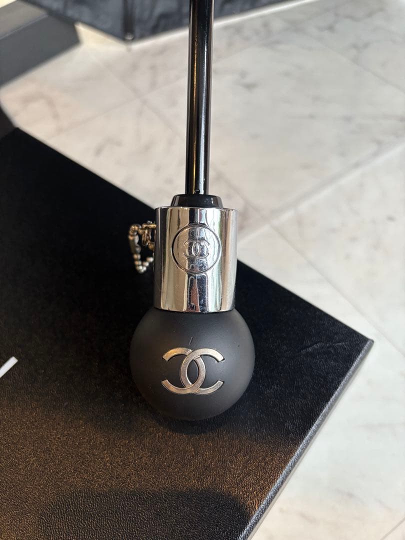 シャネル♡ノベルティ　バイカラー 折り畳み傘 雨天兼用