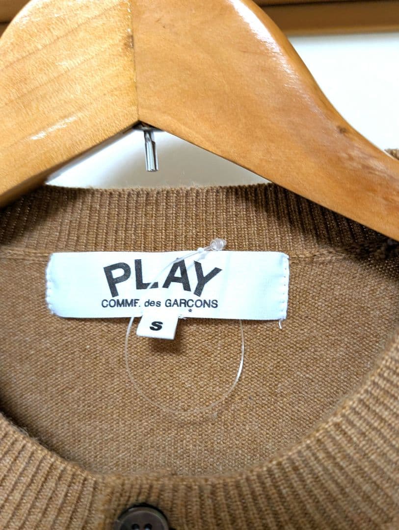 新品未使用　プレイコムデギャルソン ニットカーディガン S ハートロゴ