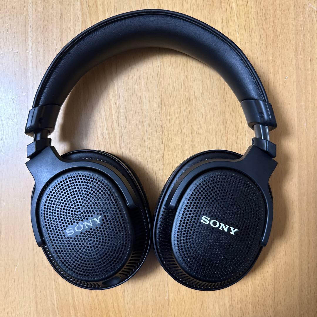 Sony MDR-MV1 とMUC-S12NB1