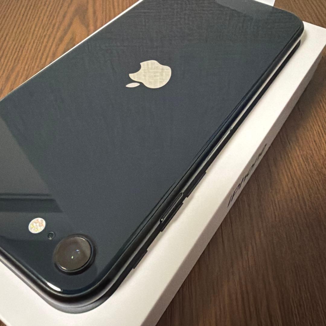 ◎iPhone SE 3世代 128GB ミッドナイト SIMフリー 新品未使用