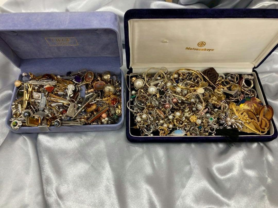 【⑲】遺品整理 ヴィンテージ タイピン・カフス・イヤリング・リング　まとめ