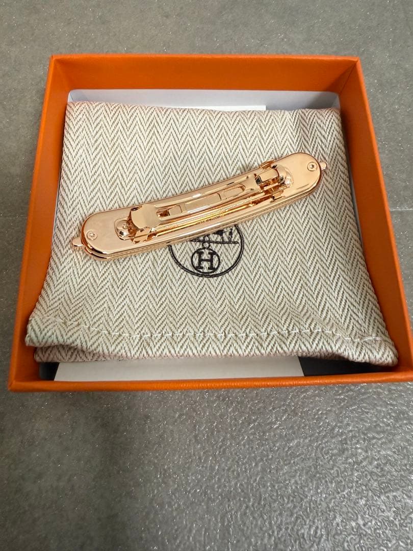 新品　エルメス　バレッタ　ルリ