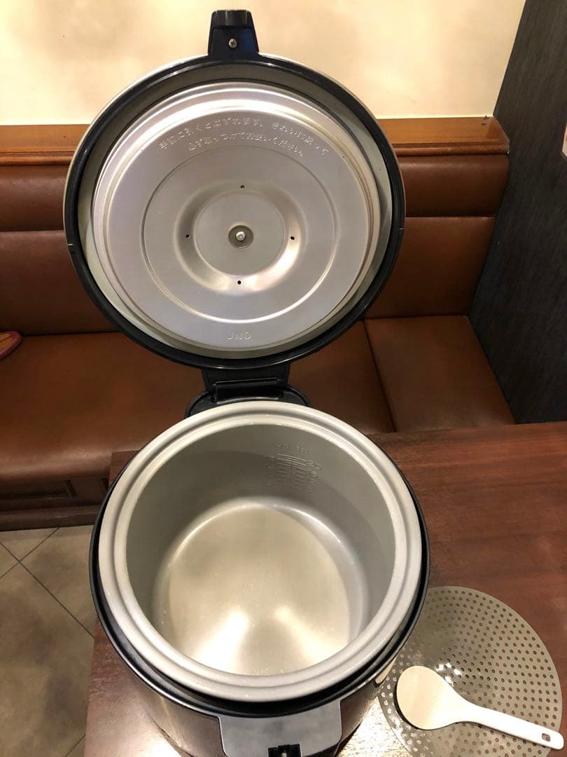 【中古】TIGER/タイガー　炊飯ジャー　業務用　2升炊き/3.6L　2016年