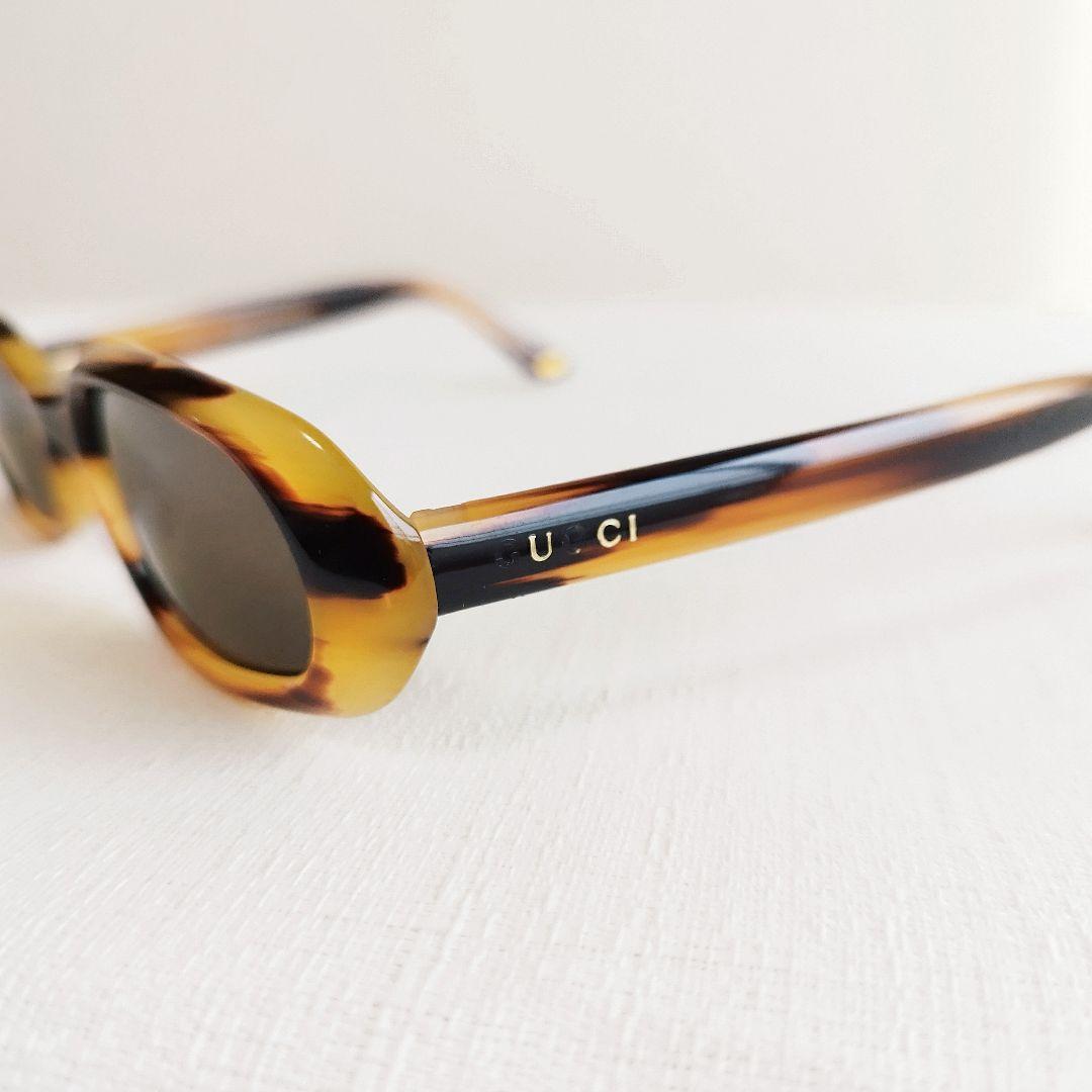 GUCCI サングラス　GG1157/S　オーバル　フルリム　べっ甲柄　ブラウン