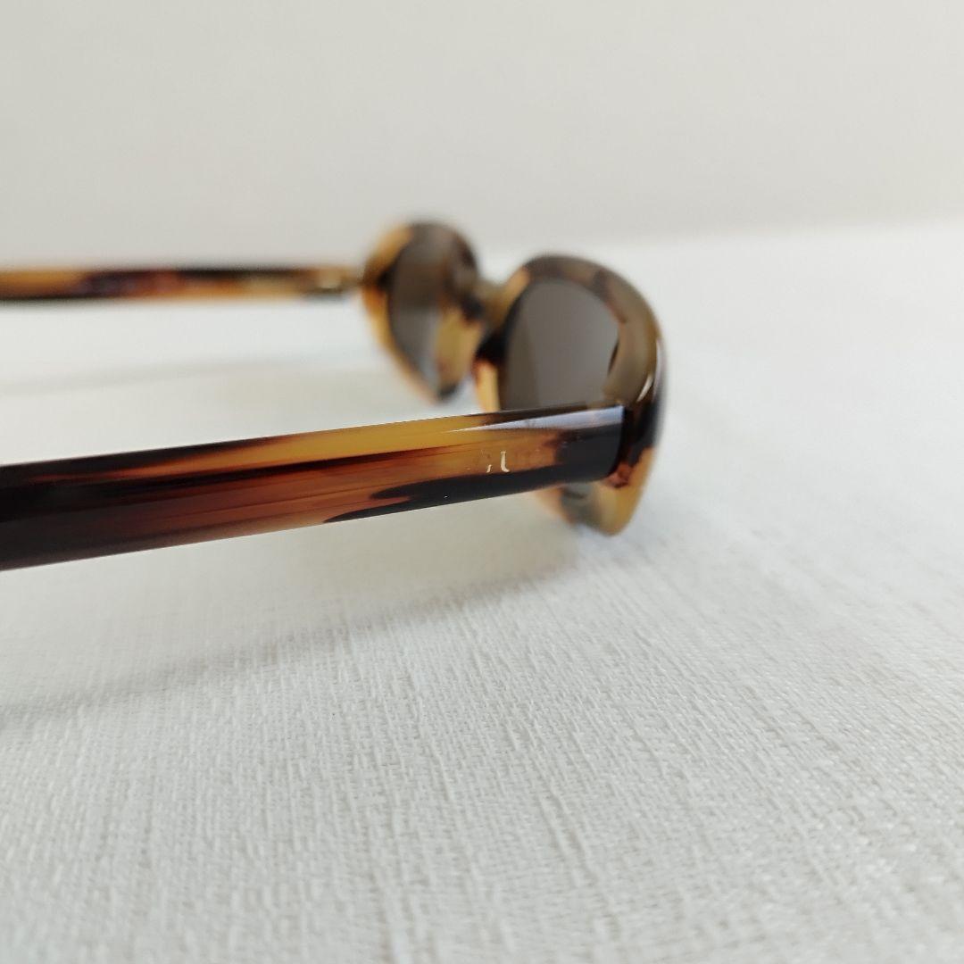 GUCCI サングラス　GG1157/S　オーバル　フルリム　べっ甲柄　ブラウン