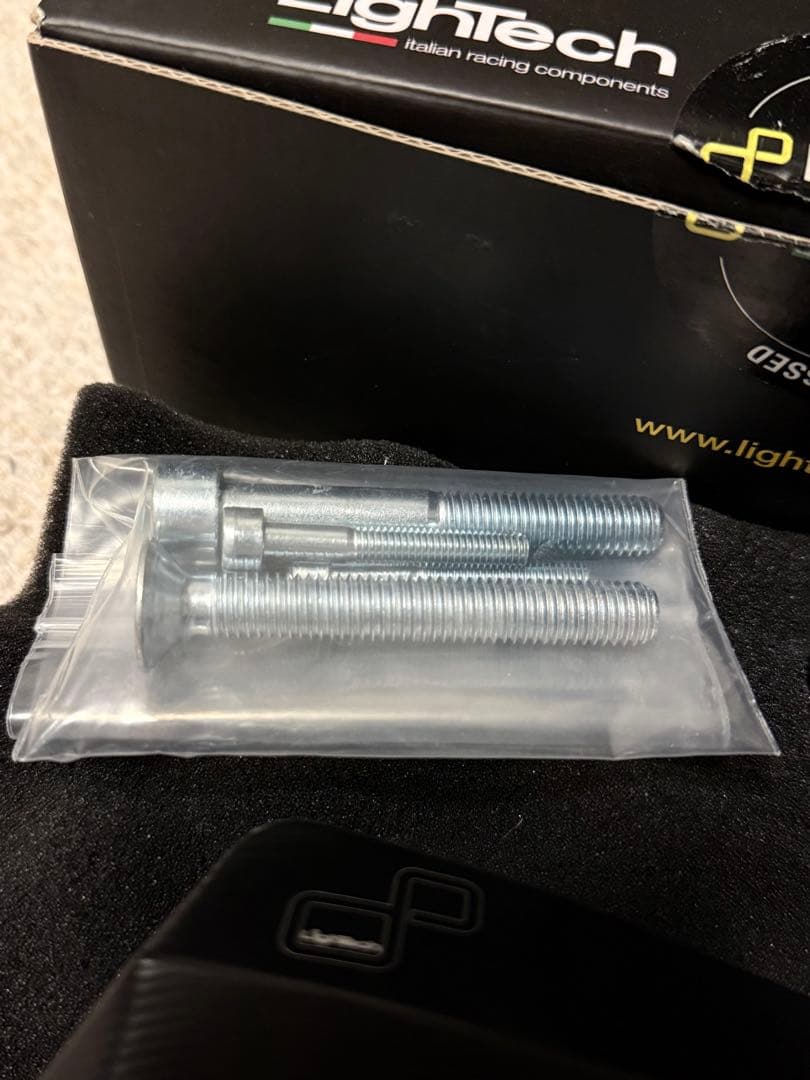 LightTech フレーム・スライダー S1000RR '23〜24年式