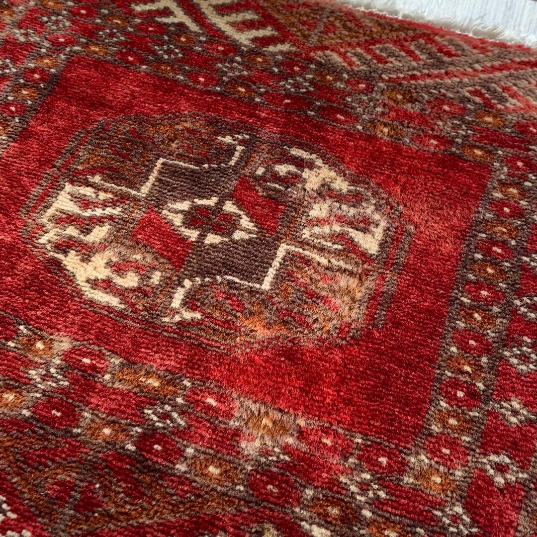 パキスタン　赤系ミニラグ　　トルコ絨毯好きな方に