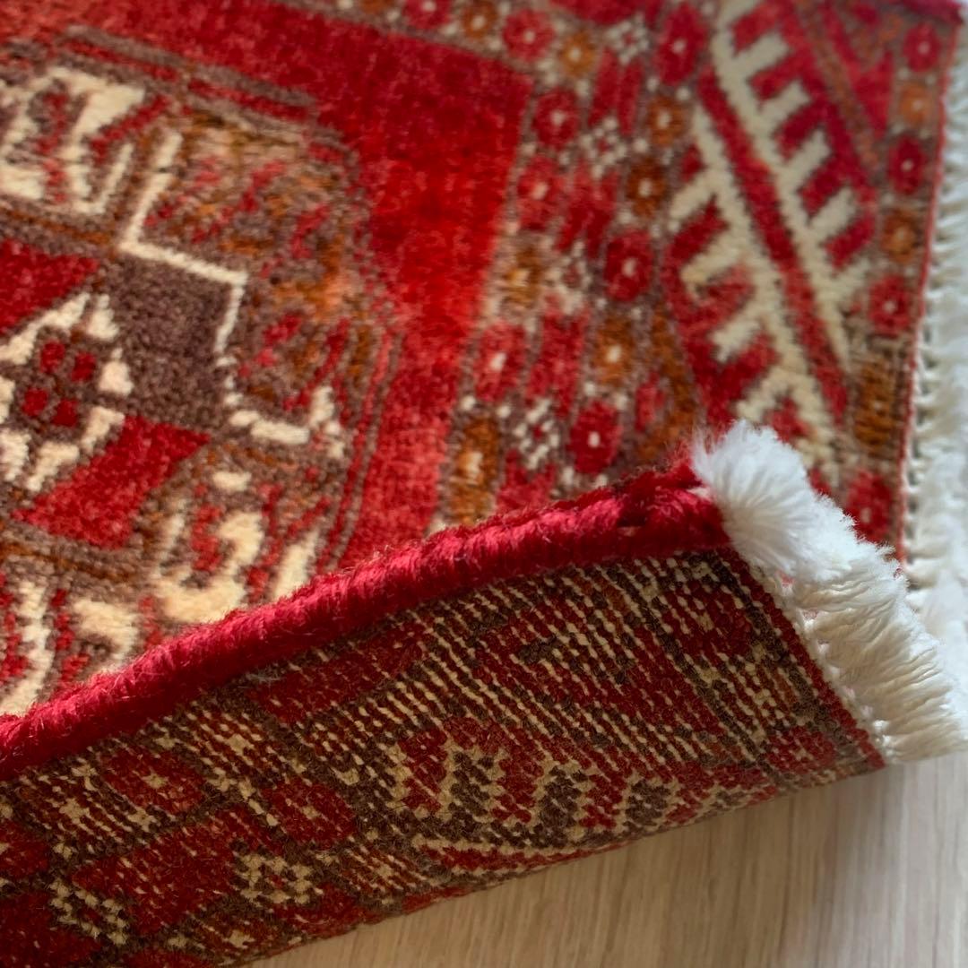 パキスタン　赤系ミニラグ　　トルコ絨毯好きな方に