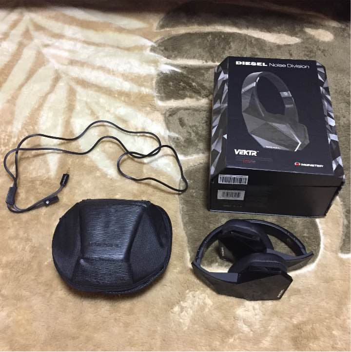 DIESEL ディーゼル ヘッドホン