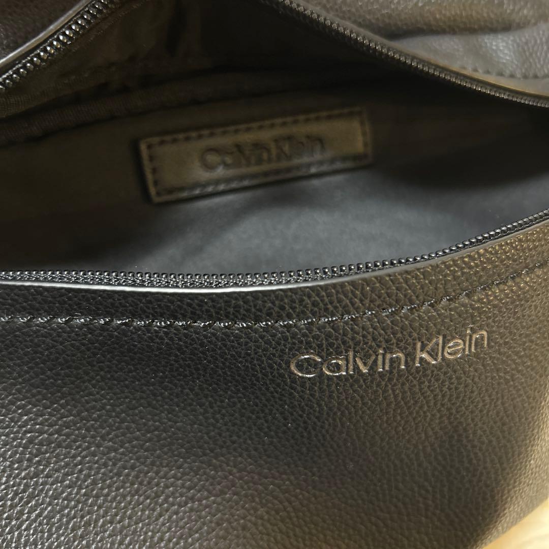 （試着程度）カルバンクライン　レザーウエストポーチ